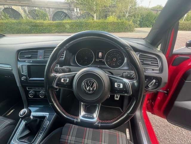 2014 VOLKSWAGEN GOLF 2014 VOLKSWAGEN GOLF