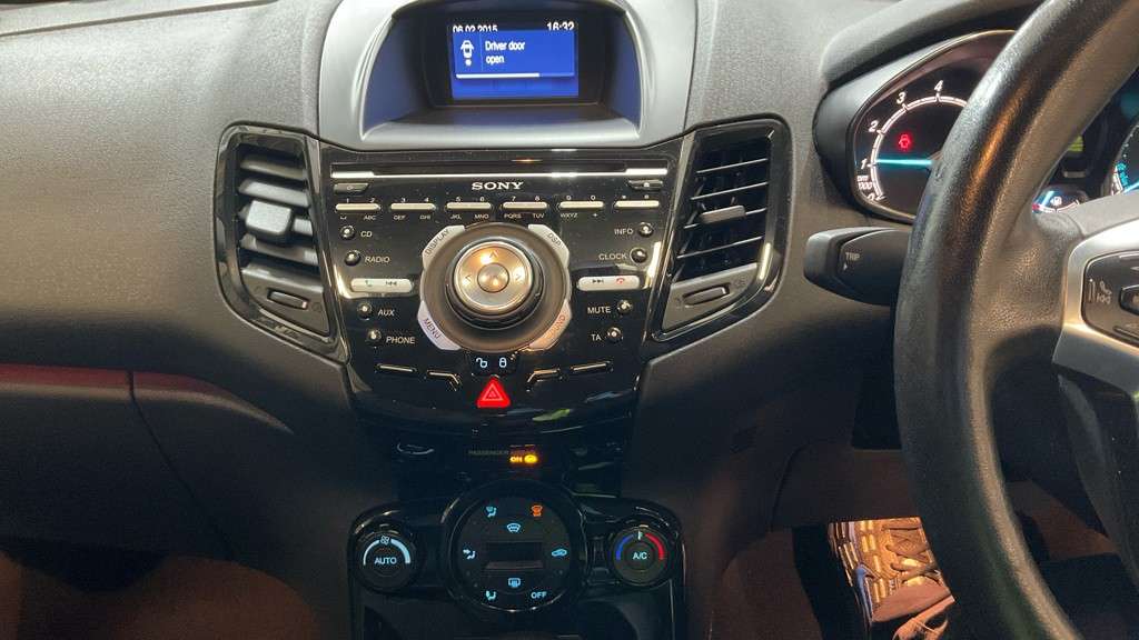 2015 FORD FIESTA 2015 FORD FIESTA