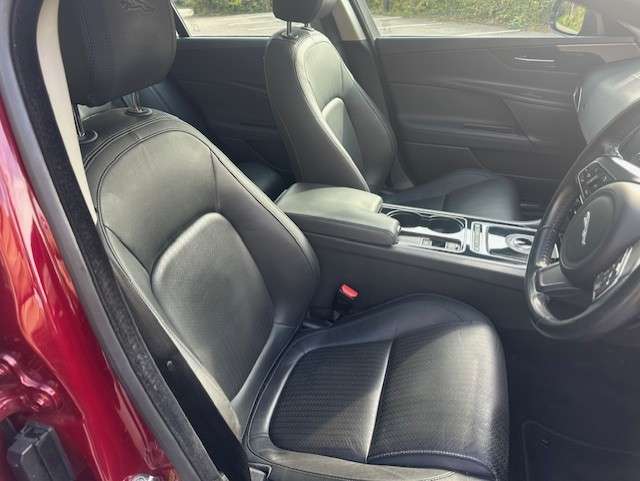 2016 JAGUAR XE 2016 JAGUAR XE