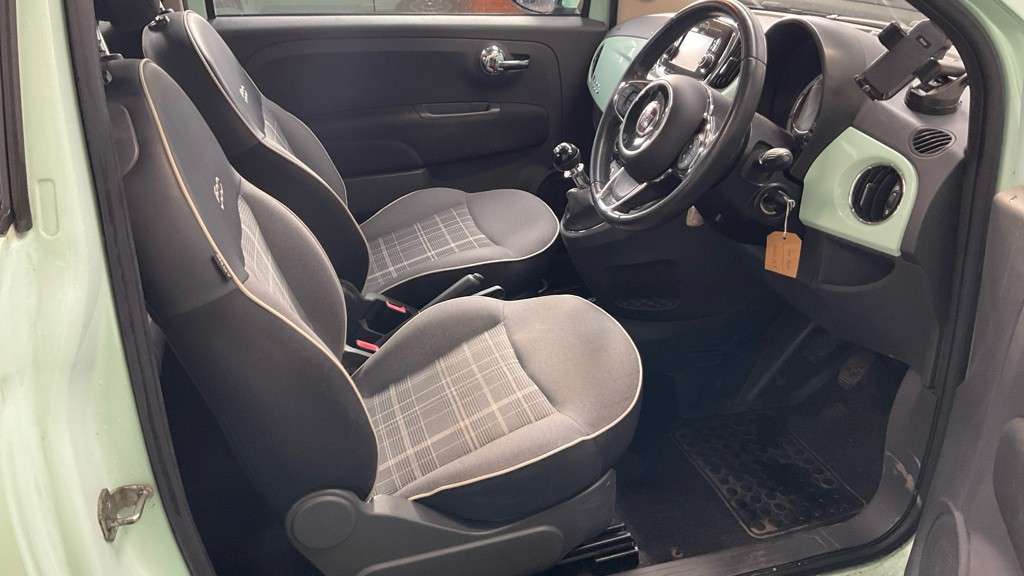 2015 FIAT 500 2015 FIAT 500