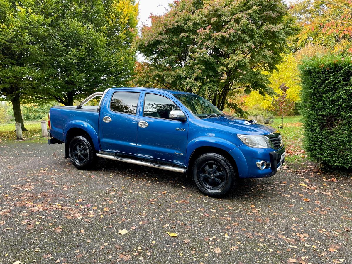 Check out this Toyota Hilux Diesel Automatic
