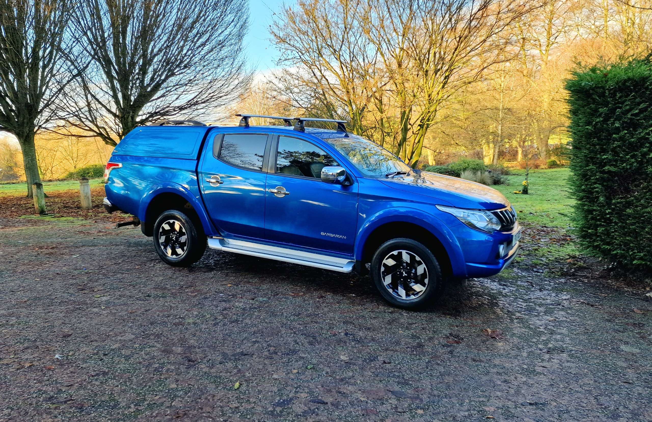 null MITSUBISHI L200 null MITSUBISHI L200