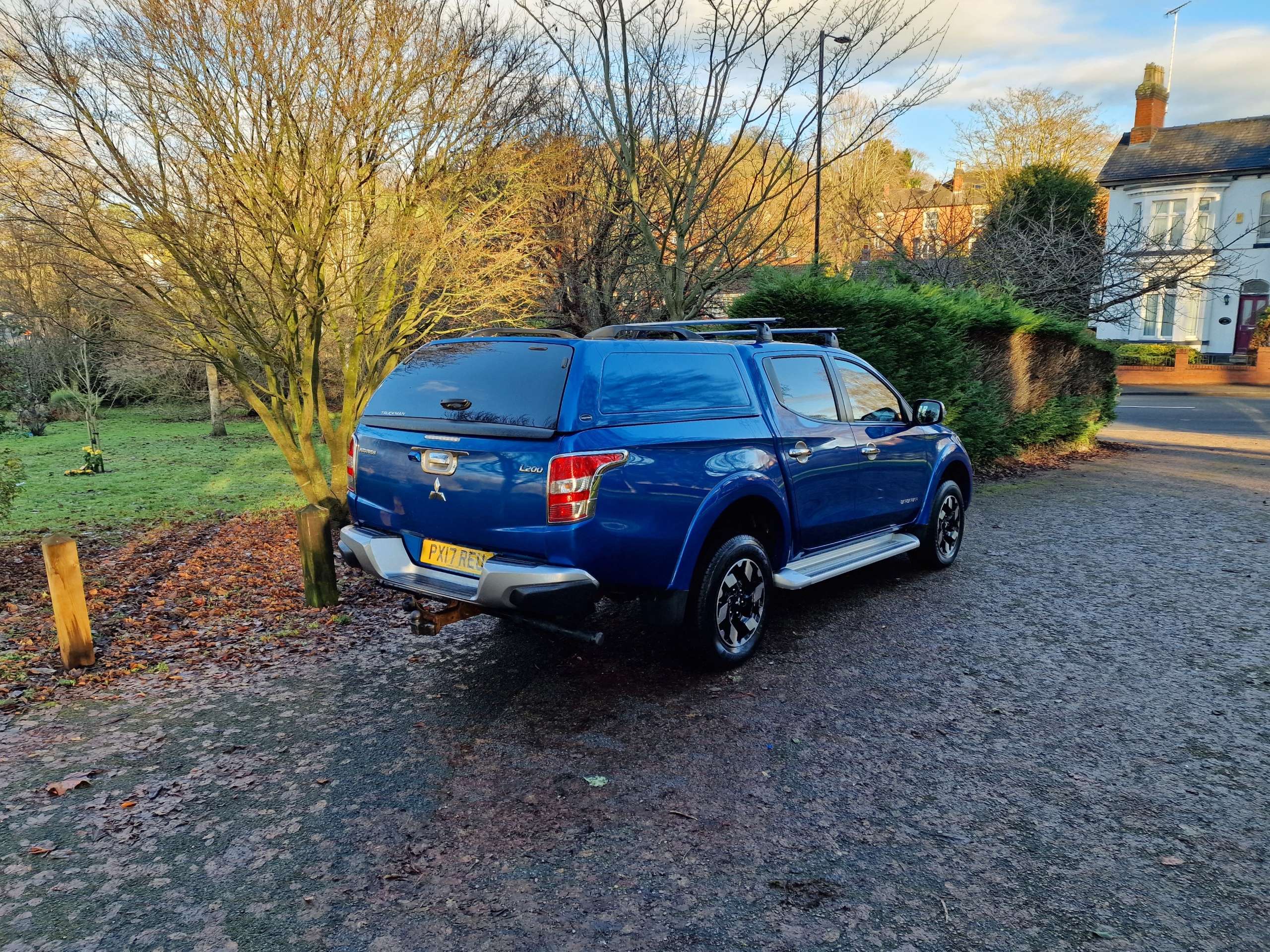 null MITSUBISHI L200 null MITSUBISHI L200