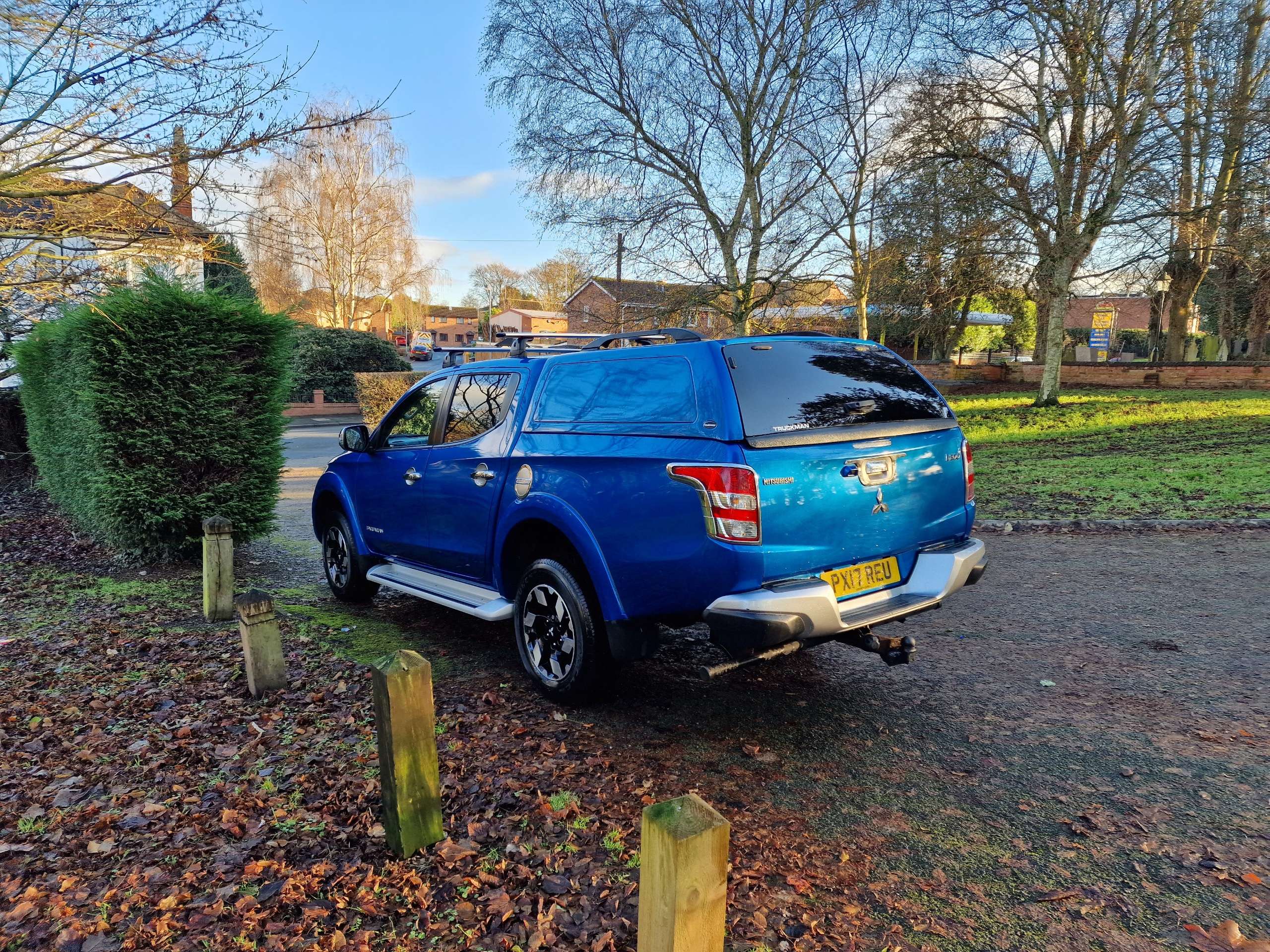 null MITSUBISHI L200 null MITSUBISHI L200