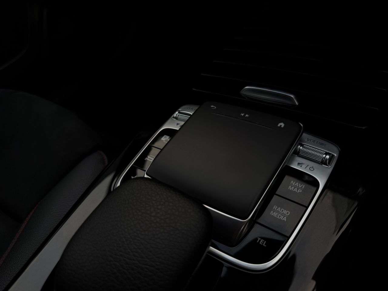 2018 MERCEDES-BENZ A CLASS 2018 MERCEDES-BENZ A CLASS