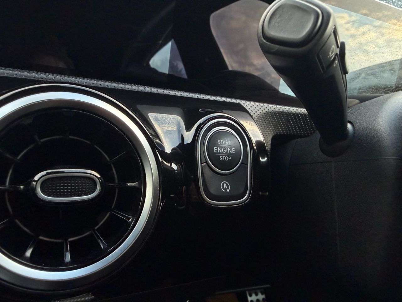 2018 MERCEDES-BENZ A CLASS 2018 MERCEDES-BENZ A CLASS