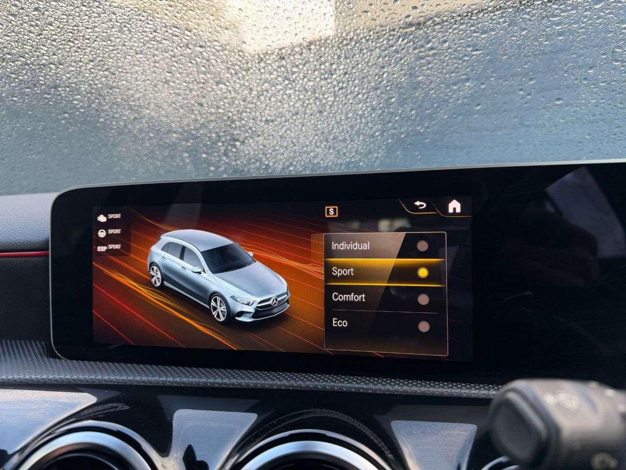 2018 MERCEDES-BENZ A CLASS 2018 MERCEDES-BENZ A CLASS