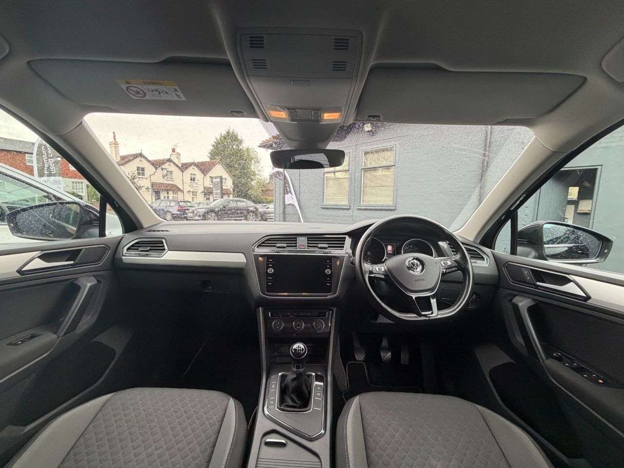 2018 VOLKSWAGEN TIGUAN 2018 VOLKSWAGEN TIGUAN