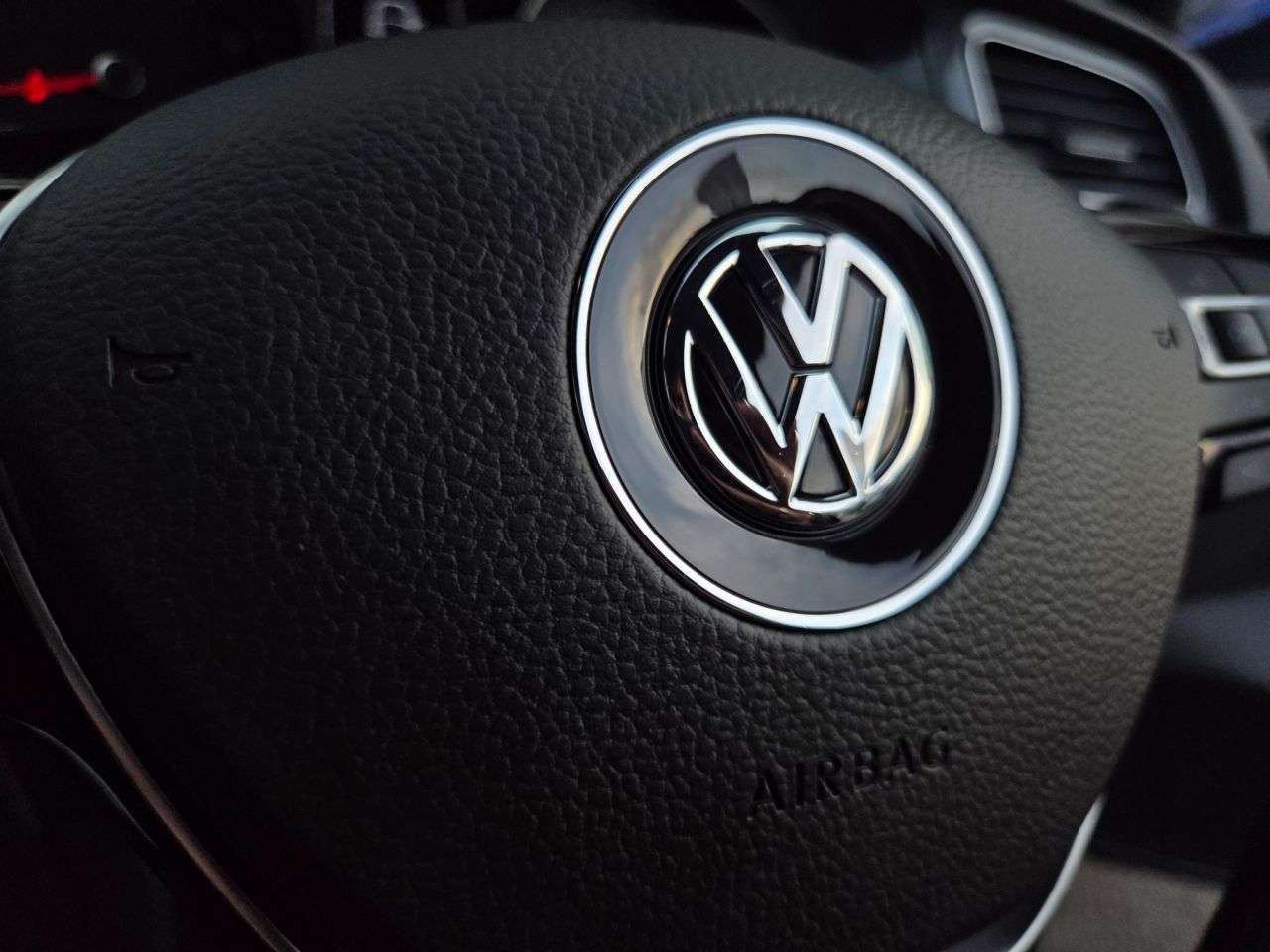 2018 VOLKSWAGEN GOLF 2018 VOLKSWAGEN GOLF