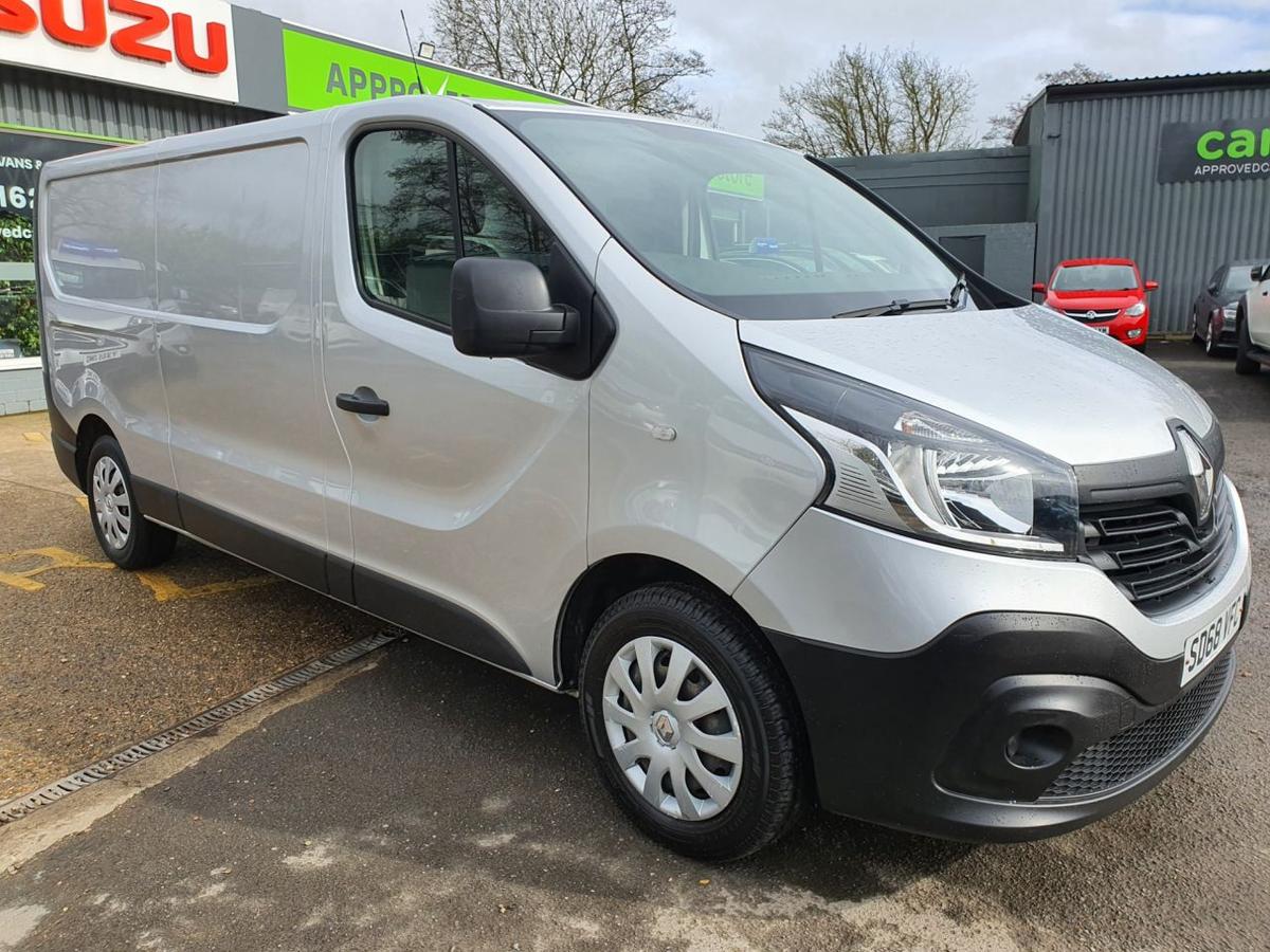 Check out this Renault Trafic 2018 Diesel Manual