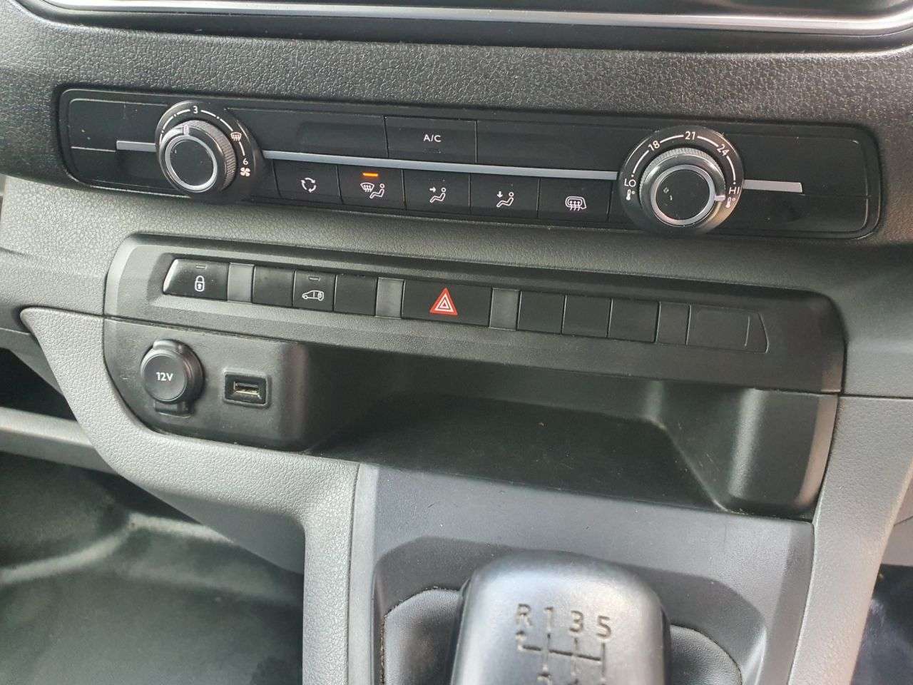 2019 VAUXHALL VIVARO 2019 VAUXHALL VIVARO