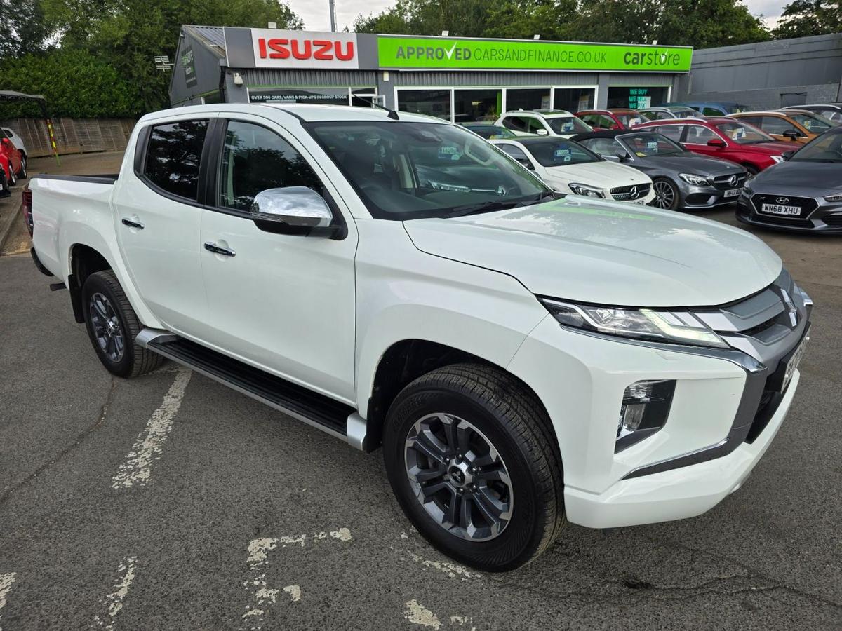 Check out this Mitsubishi L200 2020 Diesel Manual