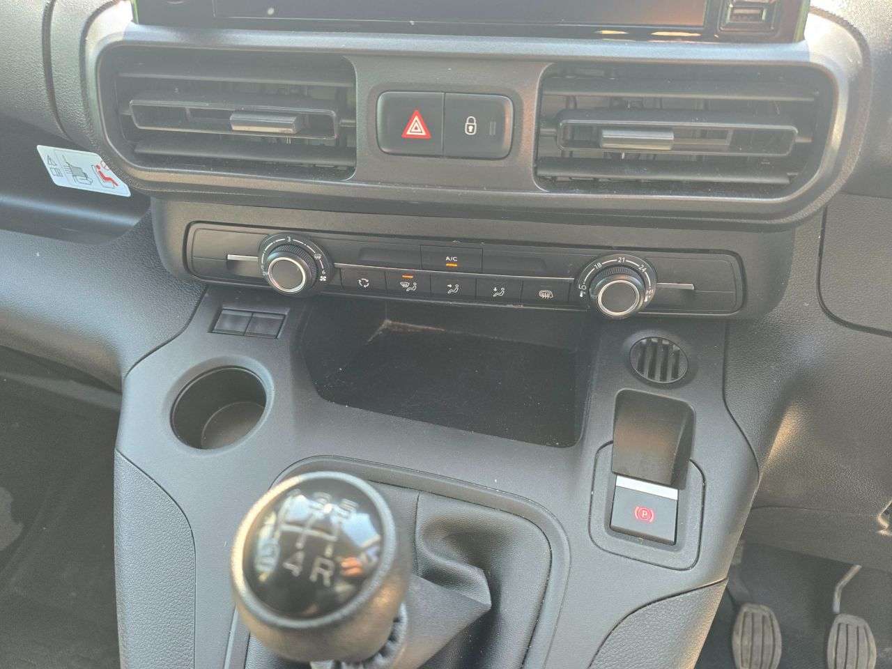 2021 PEUGEOT PARTNER 2021 PEUGEOT PARTNER