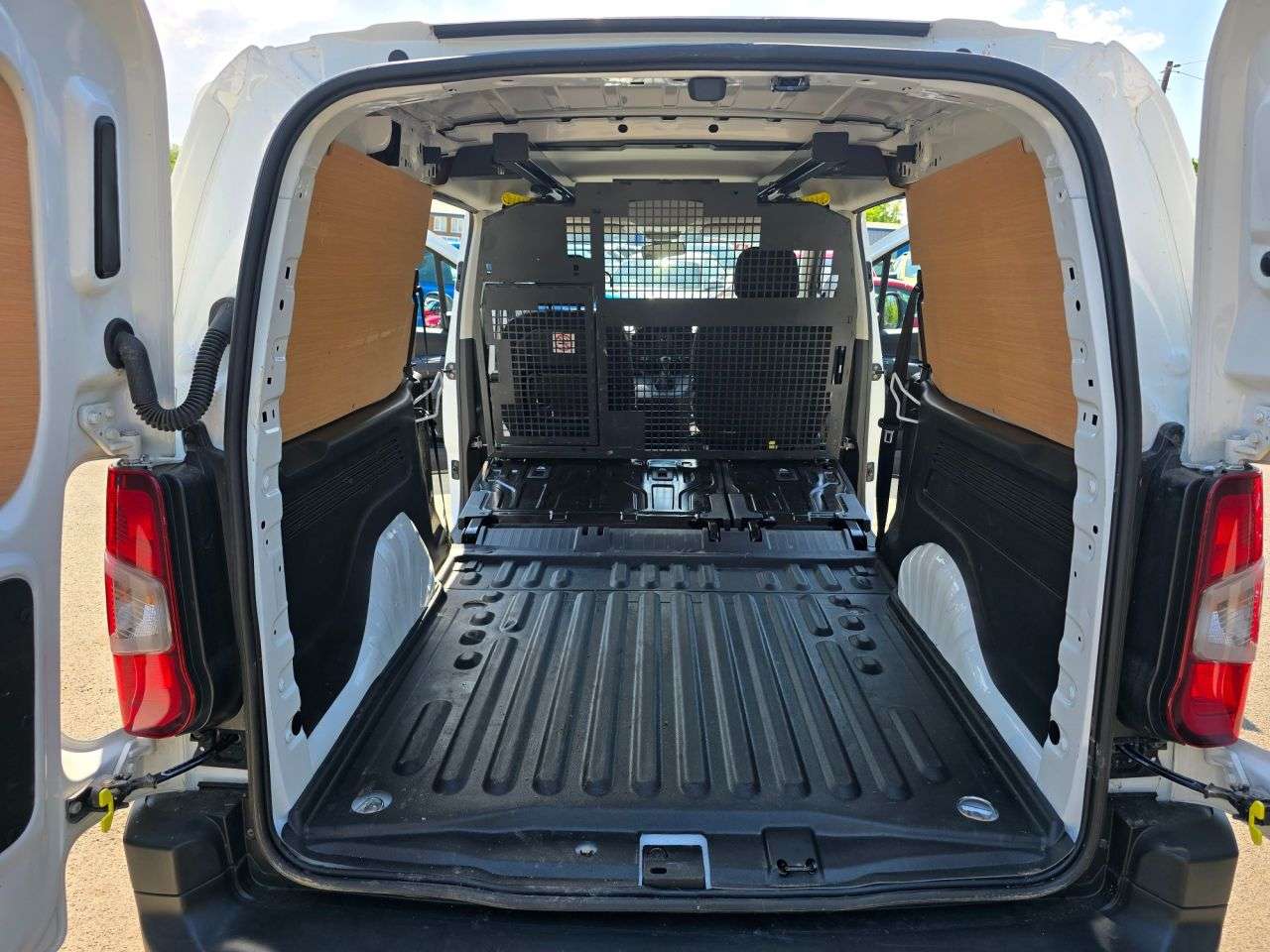 2021 PEUGEOT PARTNER 2021 PEUGEOT PARTNER