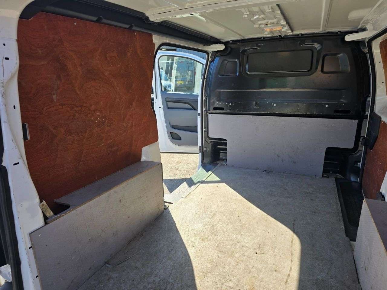 2022 VAUXHALL VIVARO-E 2022 VAUXHALL VIVARO-E