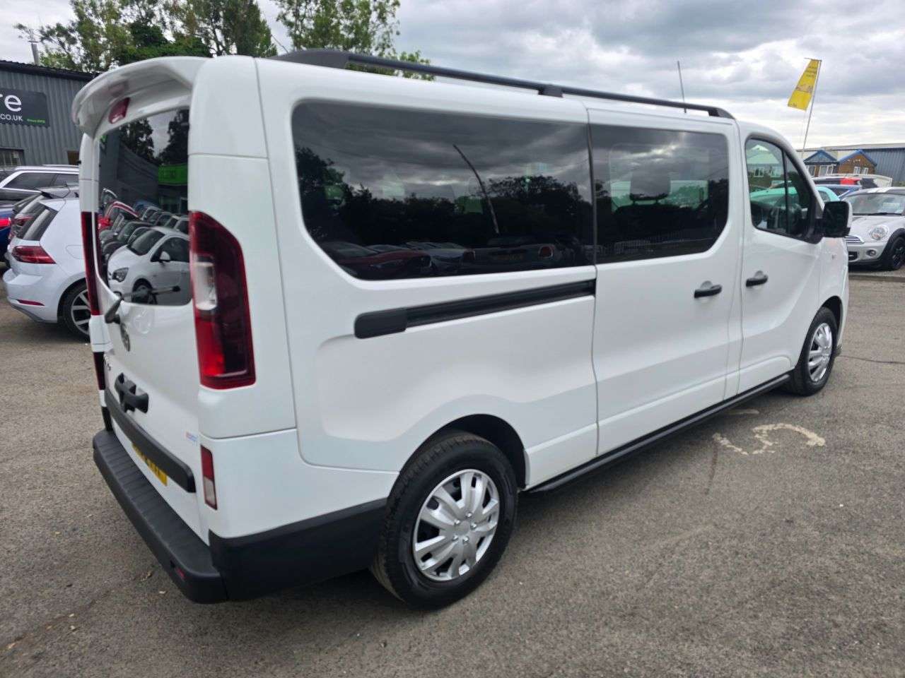 2018 VAUXHALL VIVARO 2018 VAUXHALL VIVARO