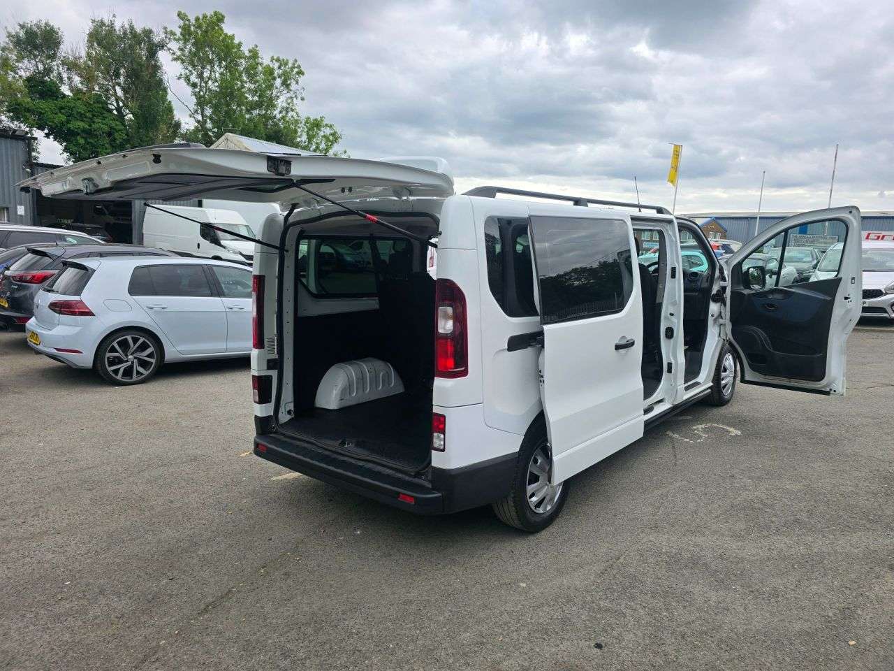 2018 VAUXHALL VIVARO 2018 VAUXHALL VIVARO