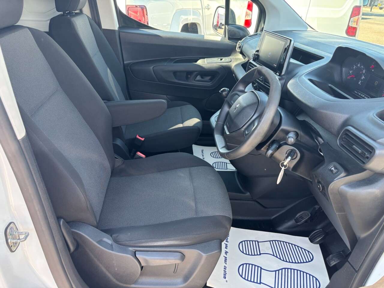 2021 PEUGEOT PARTNER 2021 PEUGEOT PARTNER