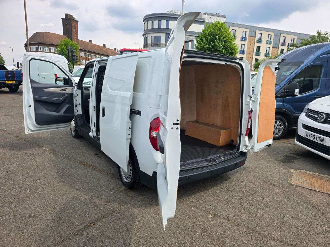 2022 MAXUS EDELIVER 3 2022 MAXUS EDELIVER 3