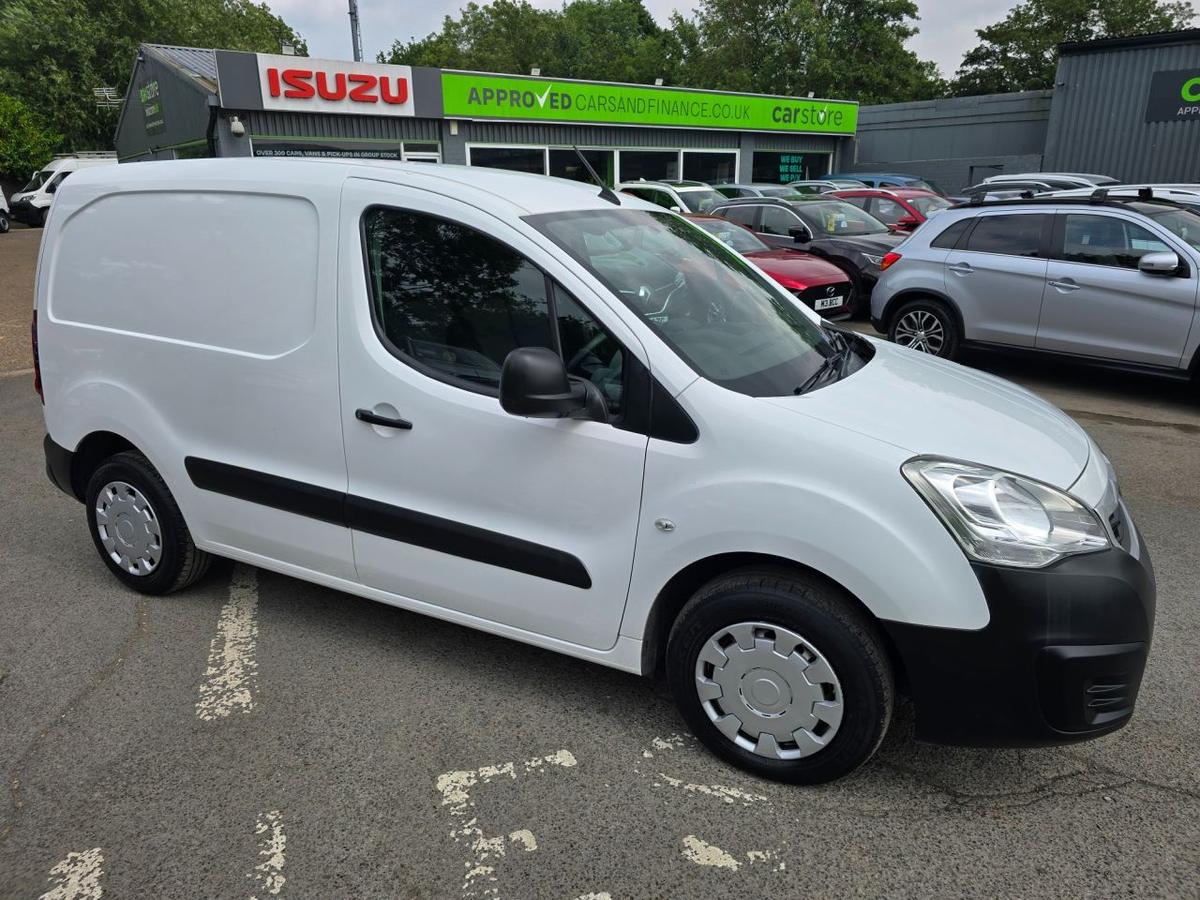 Check out this Peugeot Partner 2017 Diesel Manual