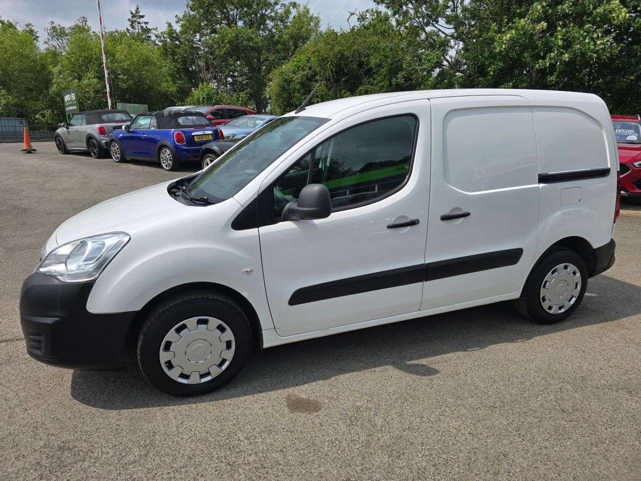 2017 PEUGEOT PARTNER 2017 PEUGEOT PARTNER