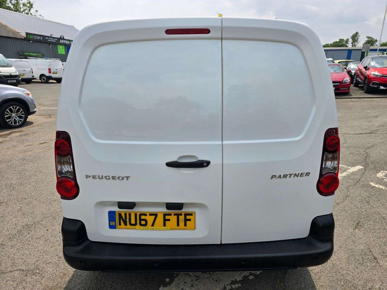 2017 PEUGEOT PARTNER 2017 PEUGEOT PARTNER