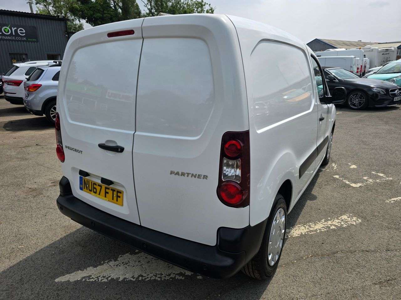 2017 PEUGEOT PARTNER 2017 PEUGEOT PARTNER