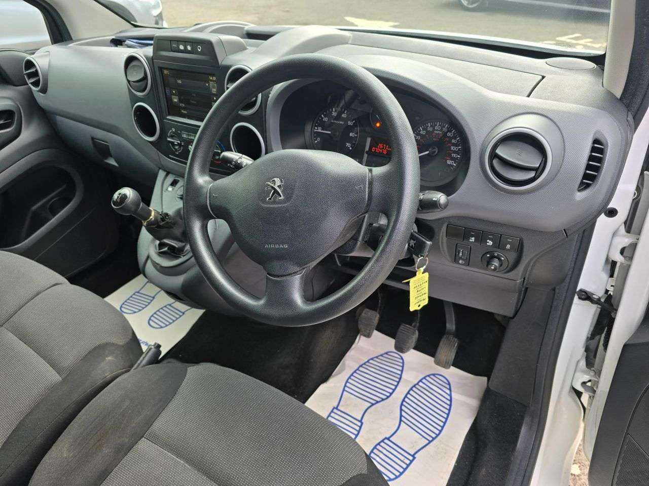 2017 PEUGEOT PARTNER 2017 PEUGEOT PARTNER