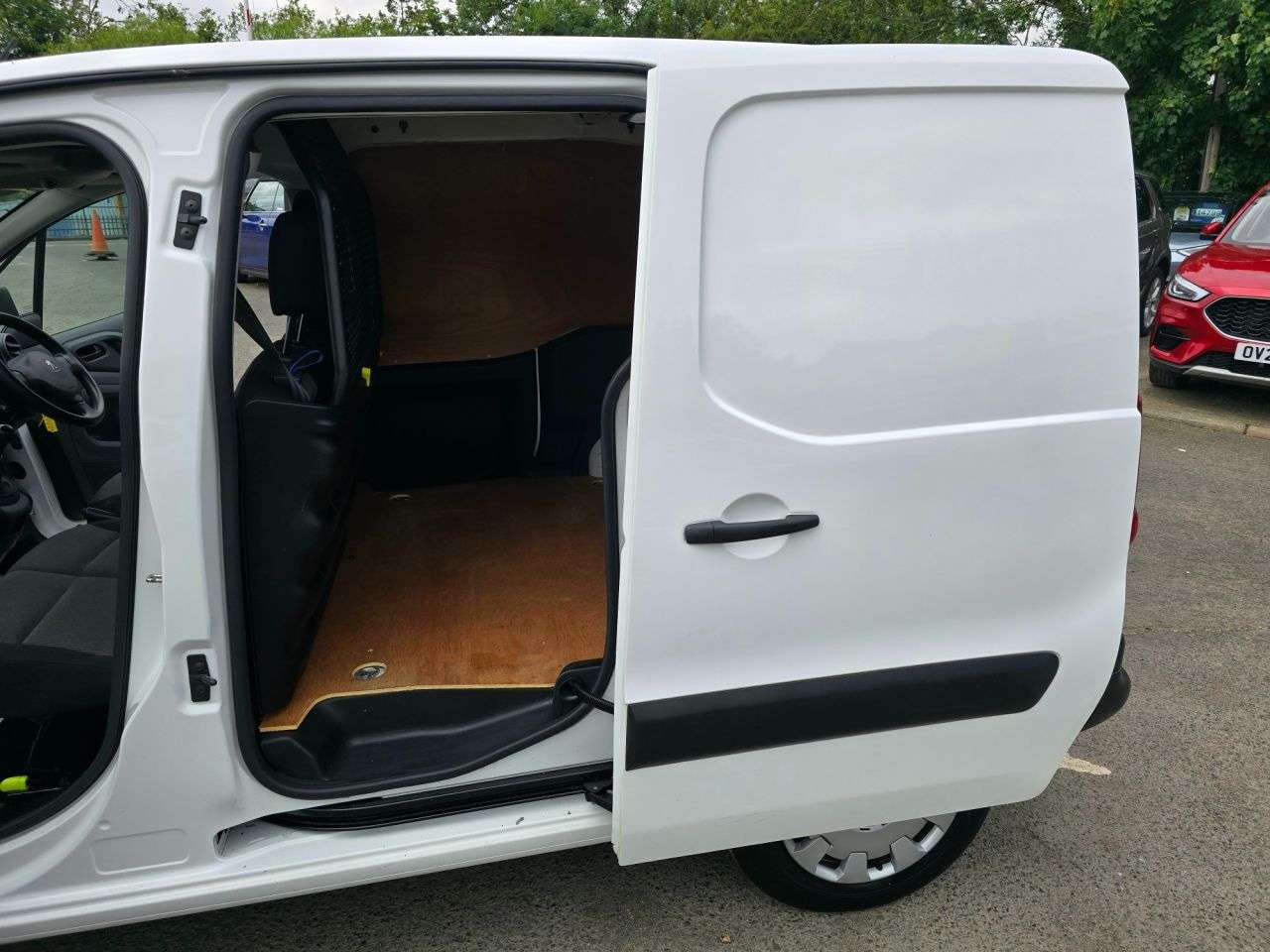 2017 PEUGEOT PARTNER 2017 PEUGEOT PARTNER