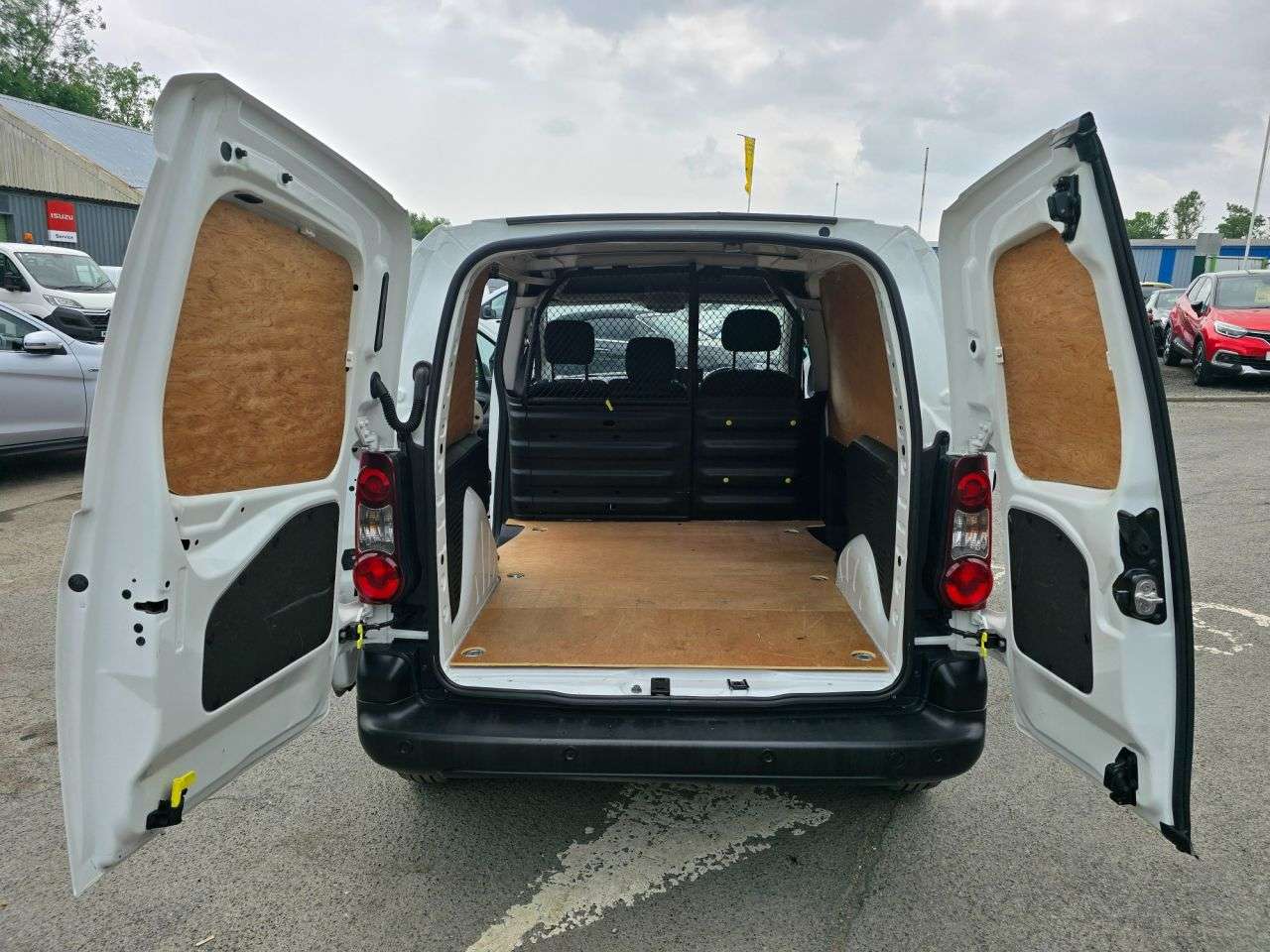 2017 PEUGEOT PARTNER 2017 PEUGEOT PARTNER