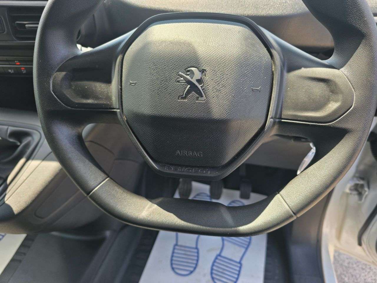 2021 PEUGEOT PARTNER 2021 PEUGEOT PARTNER