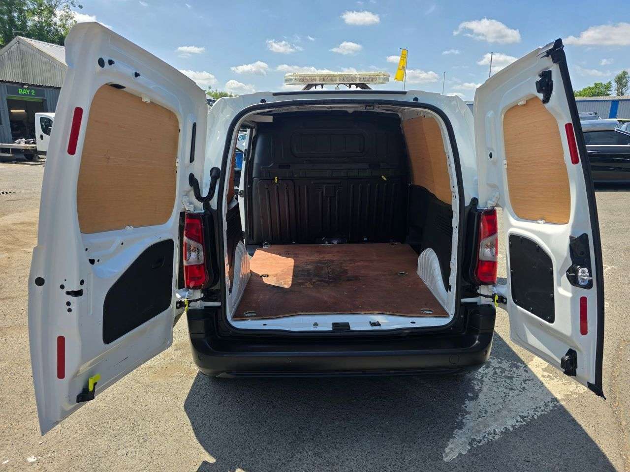 2021 PEUGEOT PARTNER 2021 PEUGEOT PARTNER