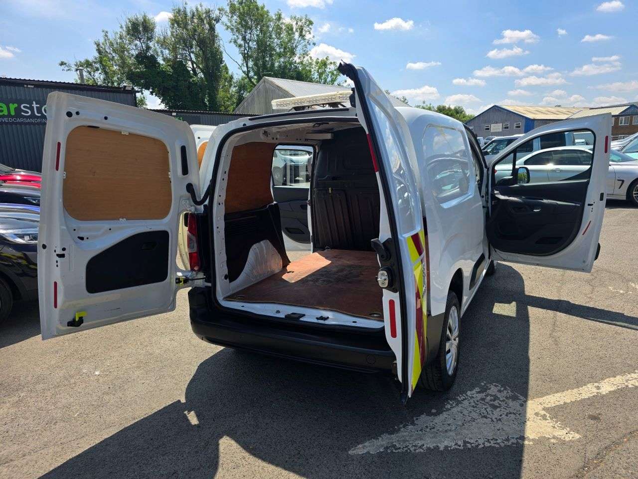 2021 PEUGEOT PARTNER 2021 PEUGEOT PARTNER