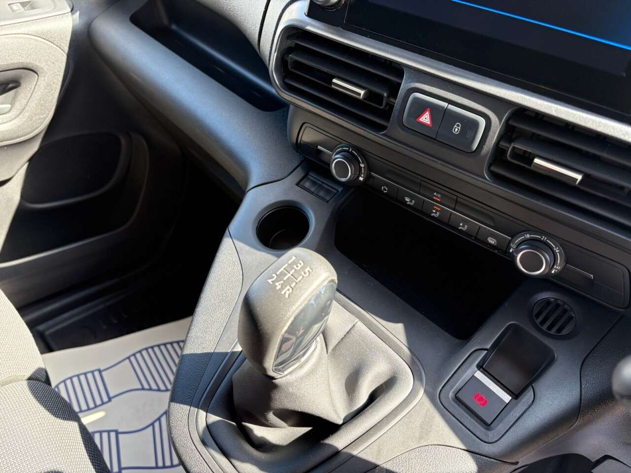 2021 PEUGEOT PARTNER 2021 PEUGEOT PARTNER