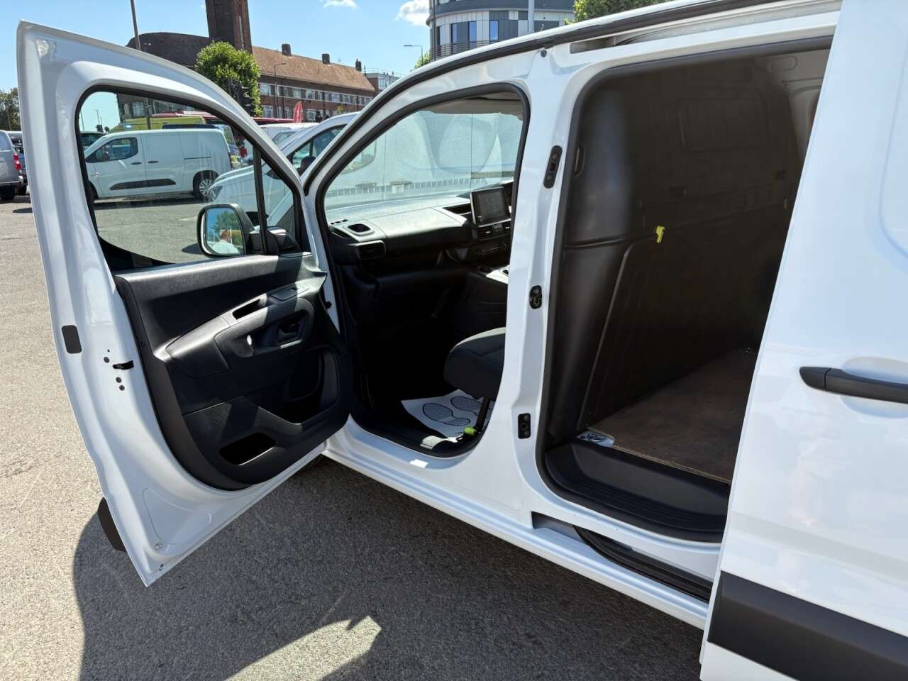 2021 PEUGEOT PARTNER 2021 PEUGEOT PARTNER