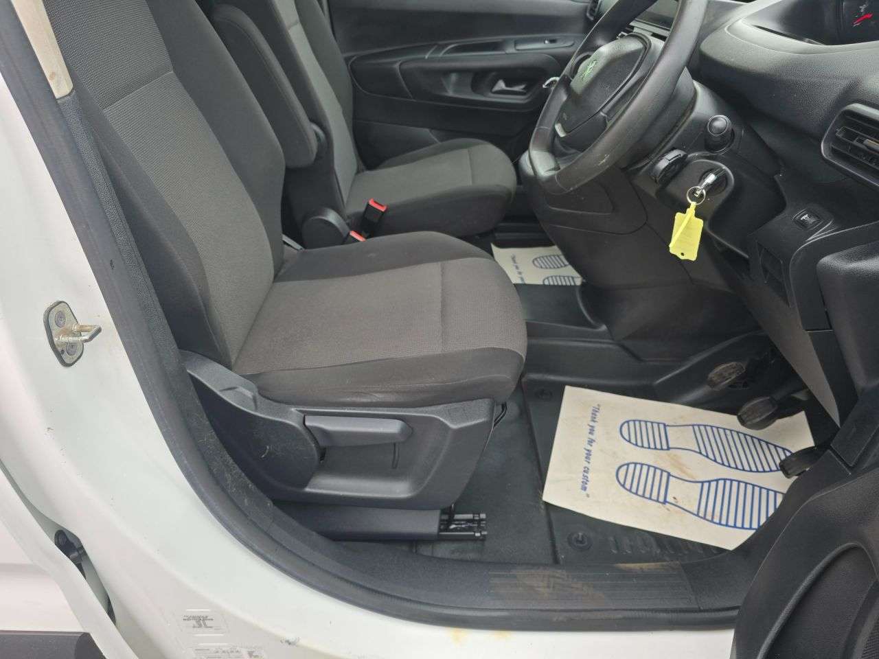 2021 PEUGEOT PARTNER 2021 PEUGEOT PARTNER