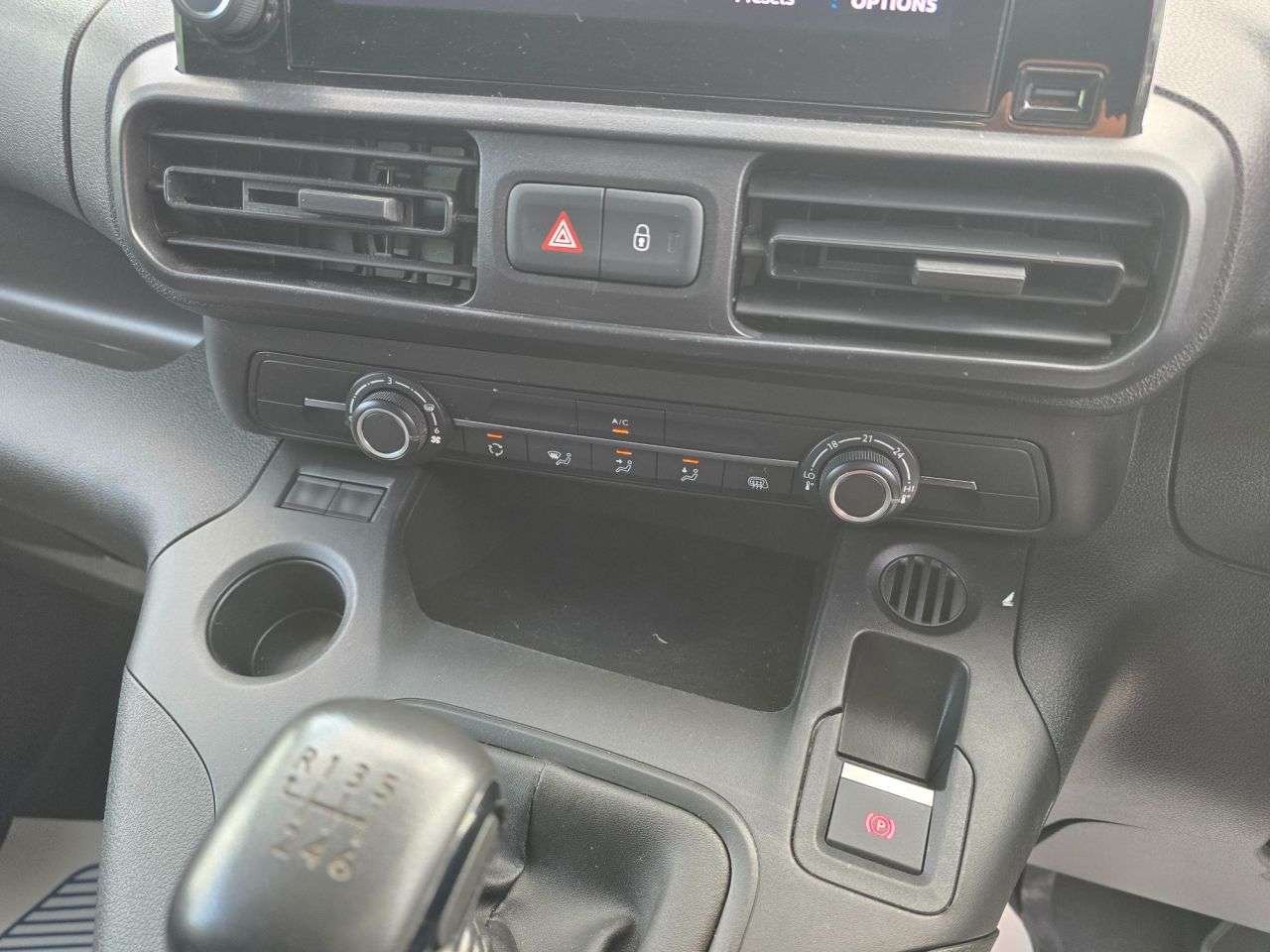 2021 PEUGEOT PARTNER 2021 PEUGEOT PARTNER