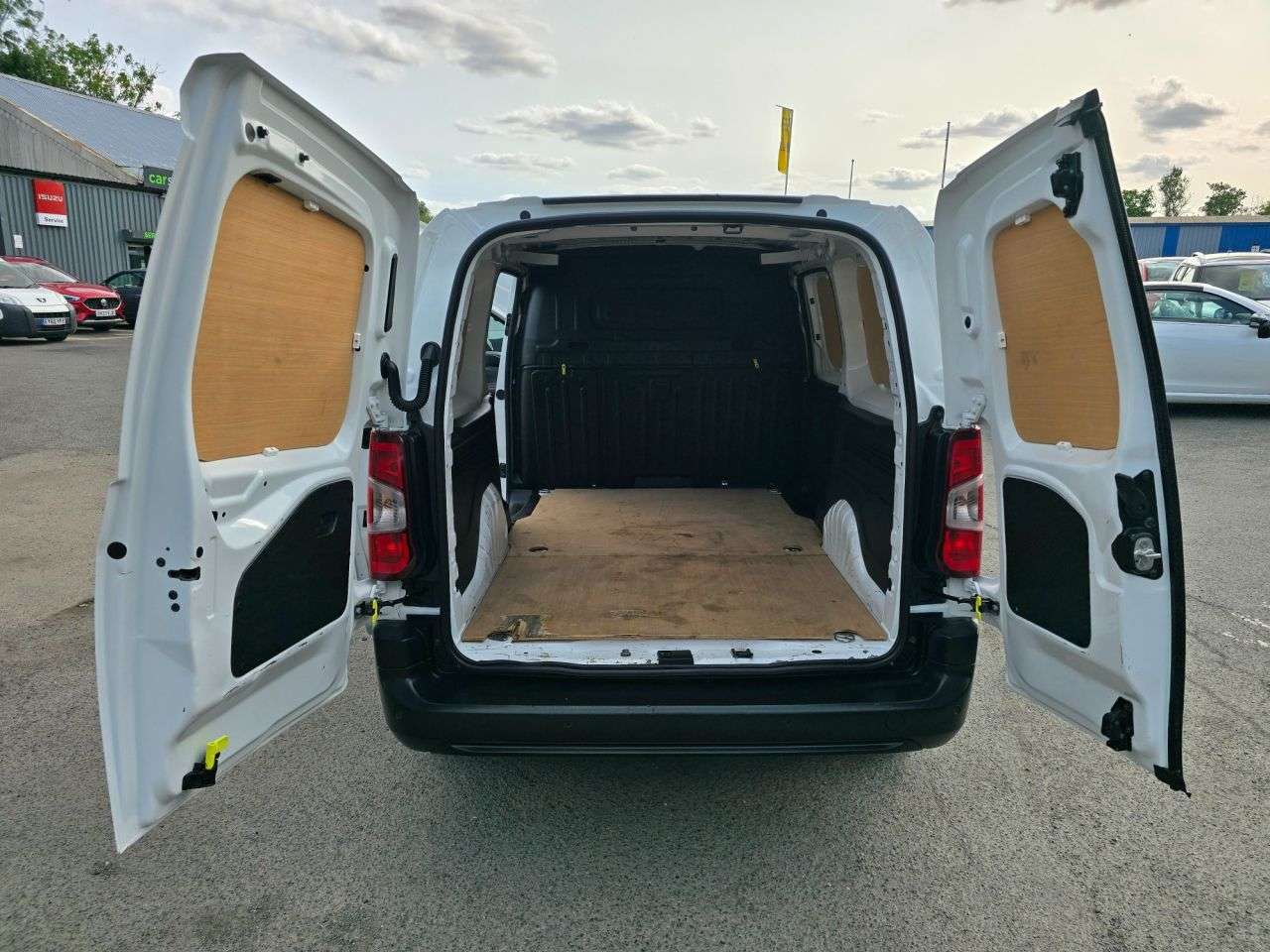 2021 PEUGEOT PARTNER 2021 PEUGEOT PARTNER