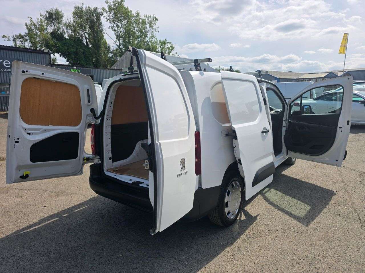 2020 PEUGEOT PARTNER 2020 PEUGEOT PARTNER