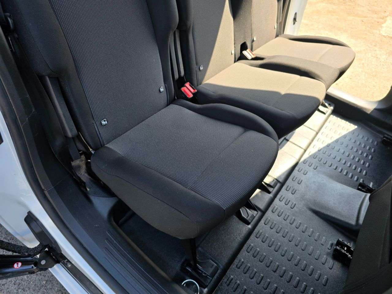 2021 PEUGEOT PARTNER 2021 PEUGEOT PARTNER