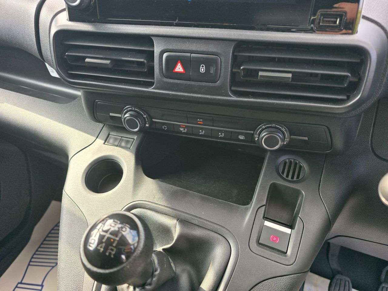 2021 PEUGEOT PARTNER 2021 PEUGEOT PARTNER