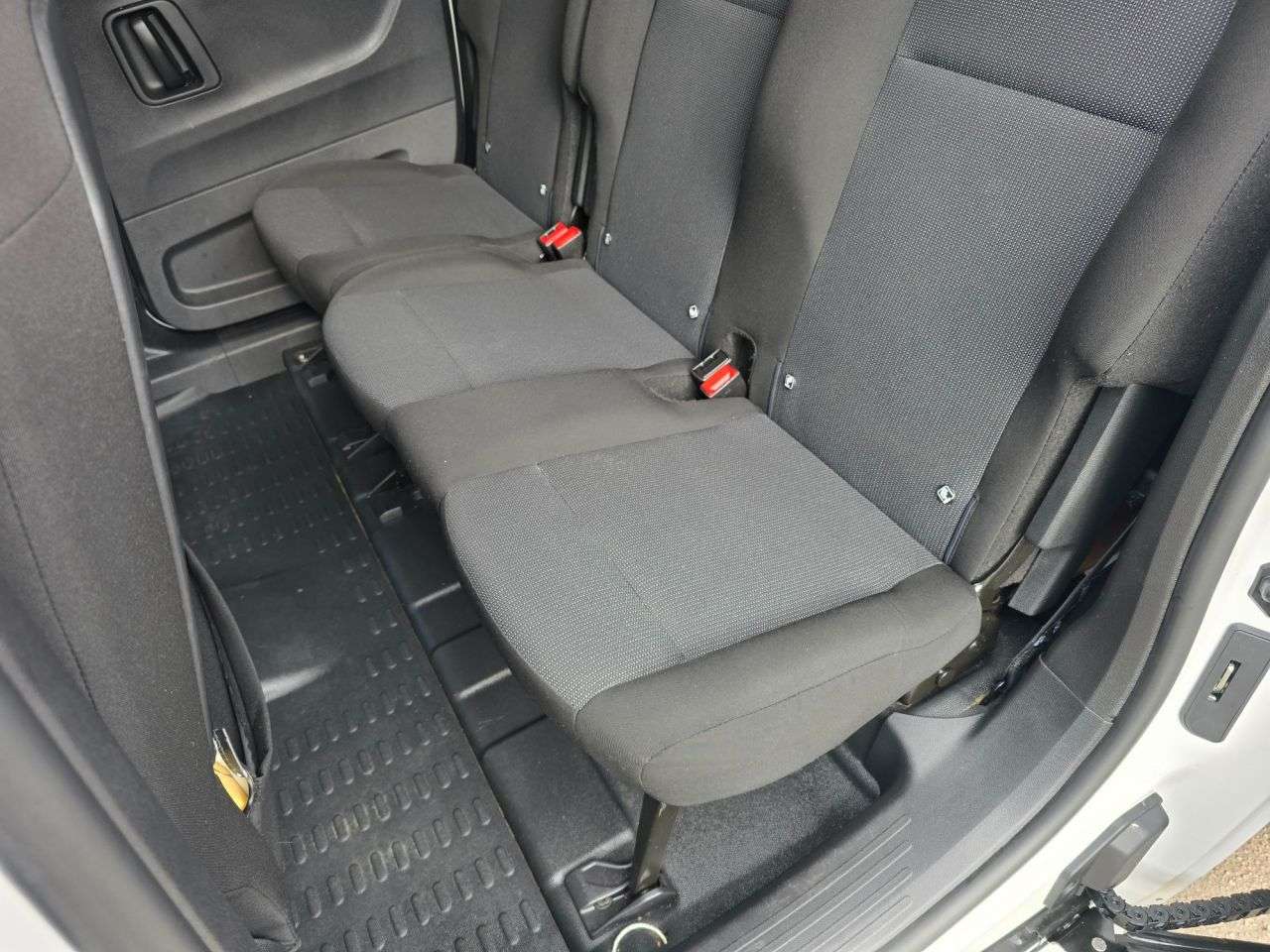 2021 PEUGEOT PARTNER 2021 PEUGEOT PARTNER