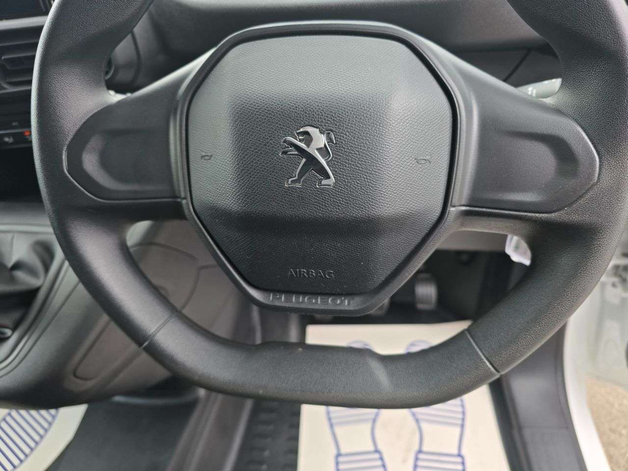 2021 PEUGEOT PARTNER 2021 PEUGEOT PARTNER