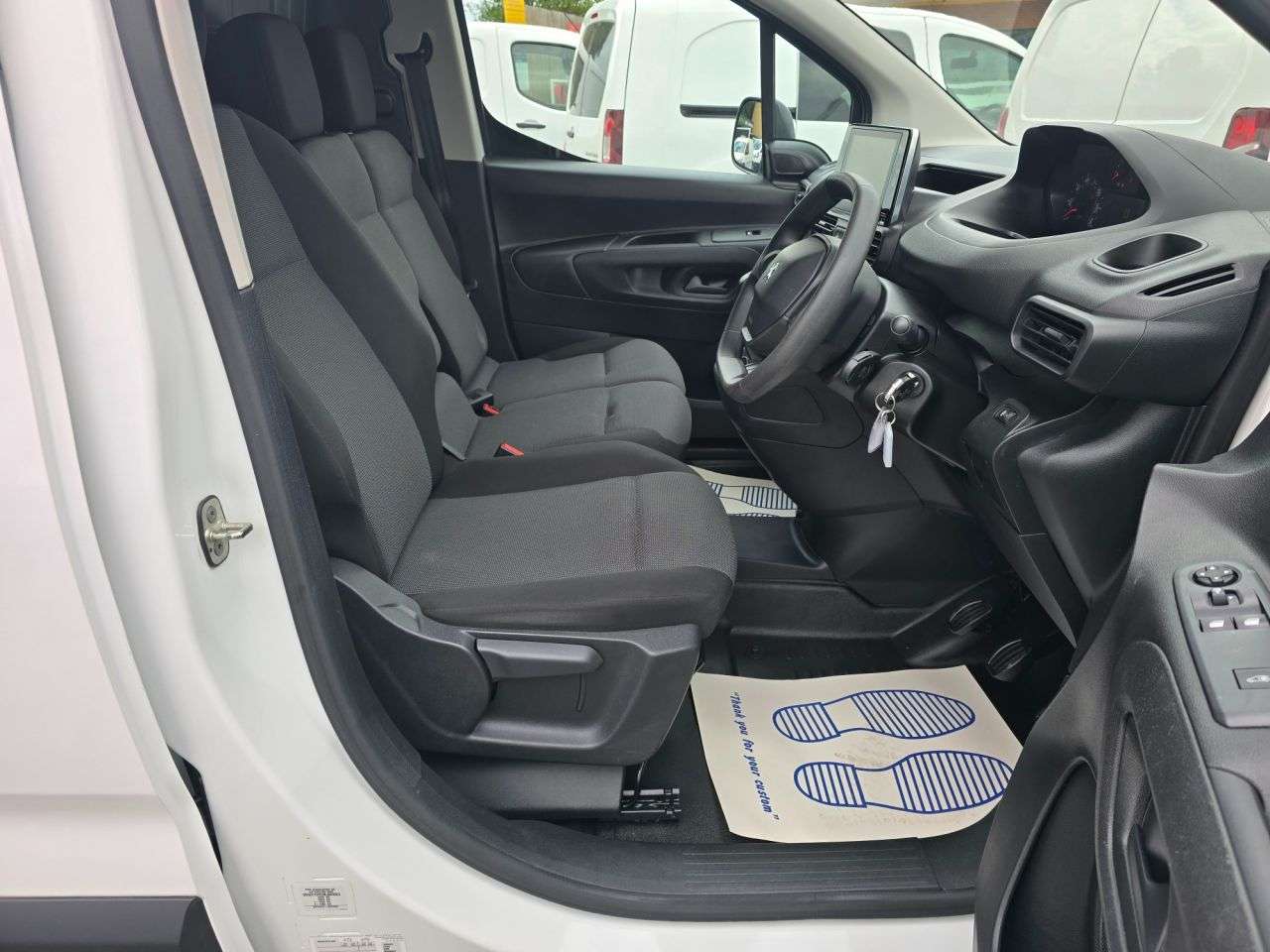 2021 PEUGEOT PARTNER 2021 PEUGEOT PARTNER