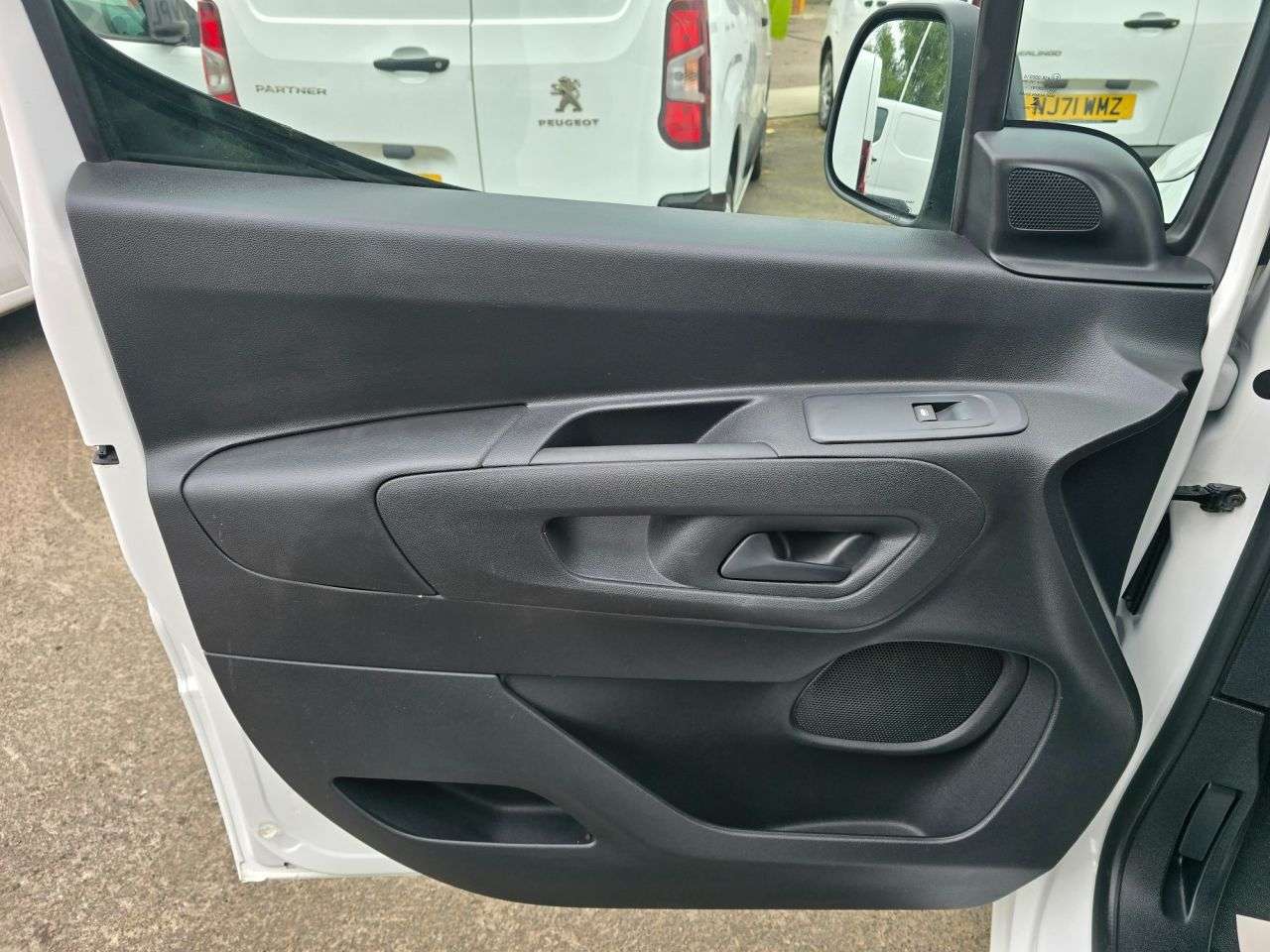 2021 PEUGEOT PARTNER 2021 PEUGEOT PARTNER