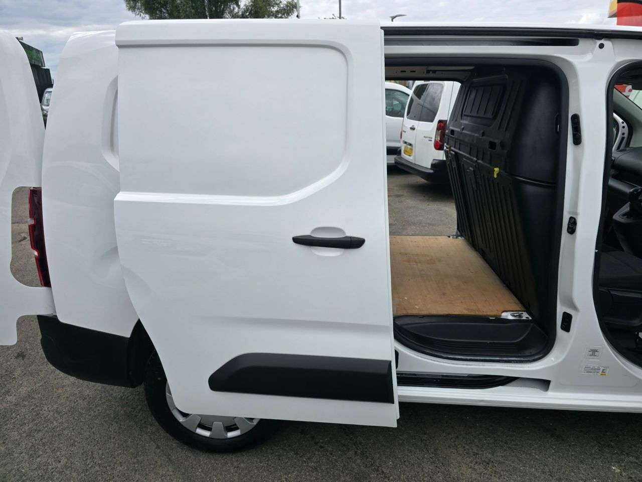 2021 PEUGEOT PARTNER 2021 PEUGEOT PARTNER