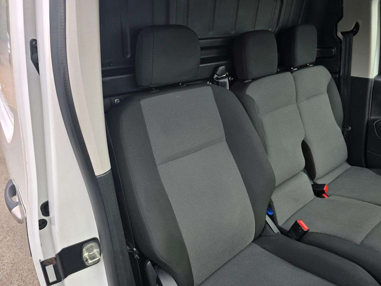 2020 PEUGEOT PARTNER 2020 PEUGEOT PARTNER