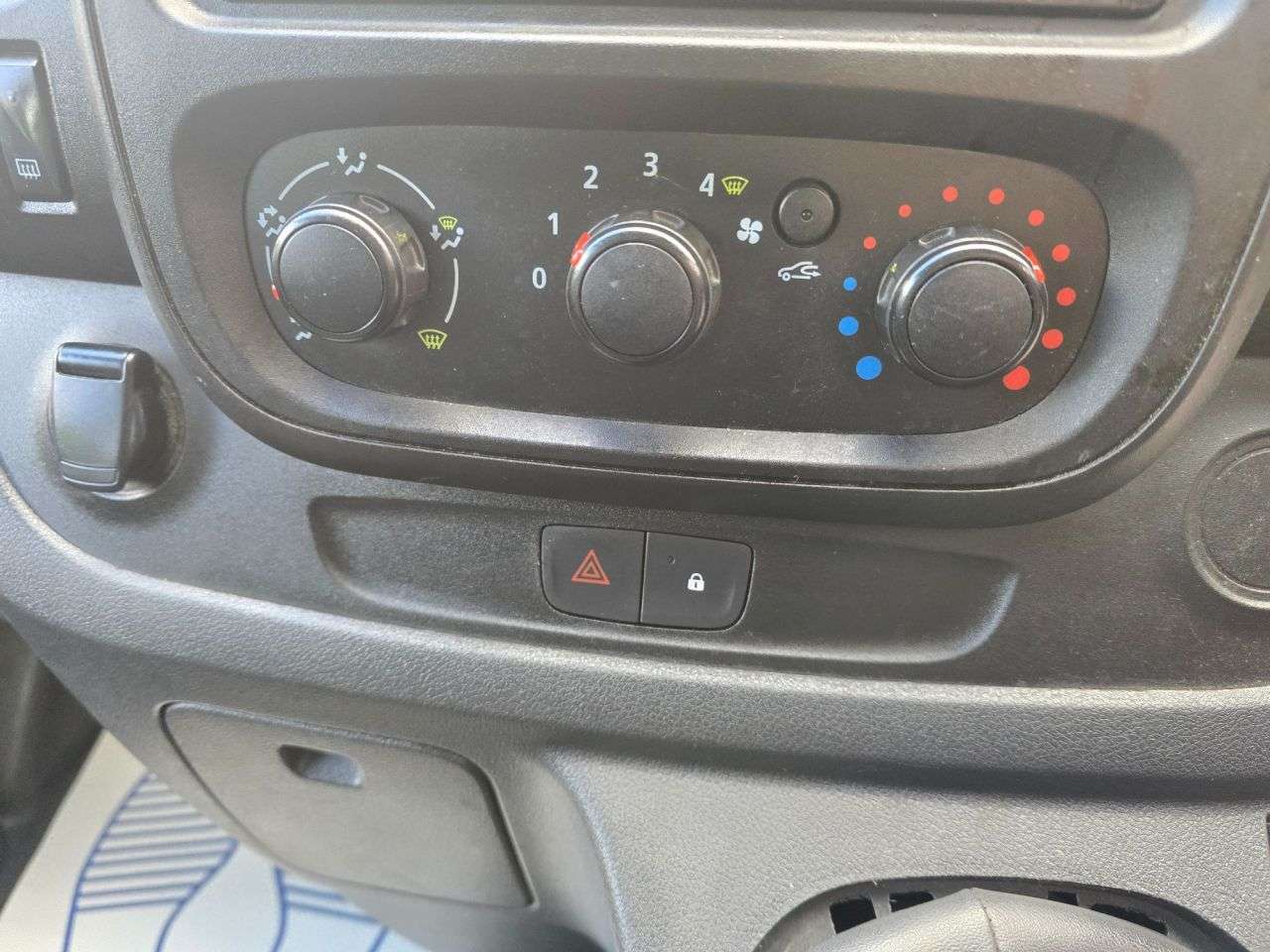 2018 VAUXHALL VIVARO 2018 VAUXHALL VIVARO