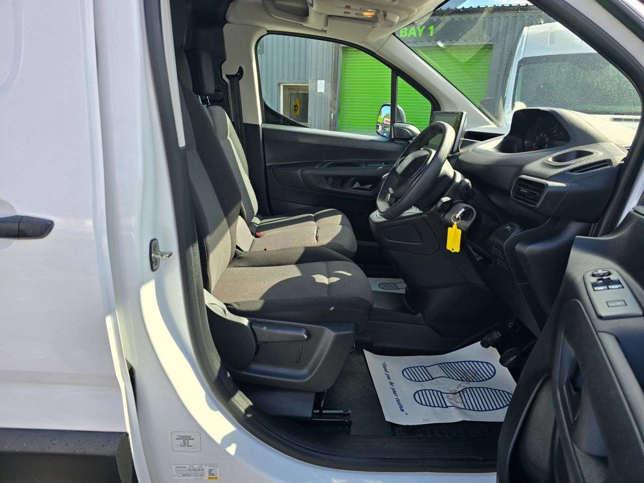 2021 PEUGEOT PARTNER 2021 PEUGEOT PARTNER