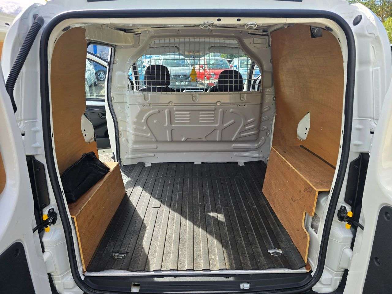 2015 PEUGEOT BIPPER 2015 PEUGEOT BIPPER